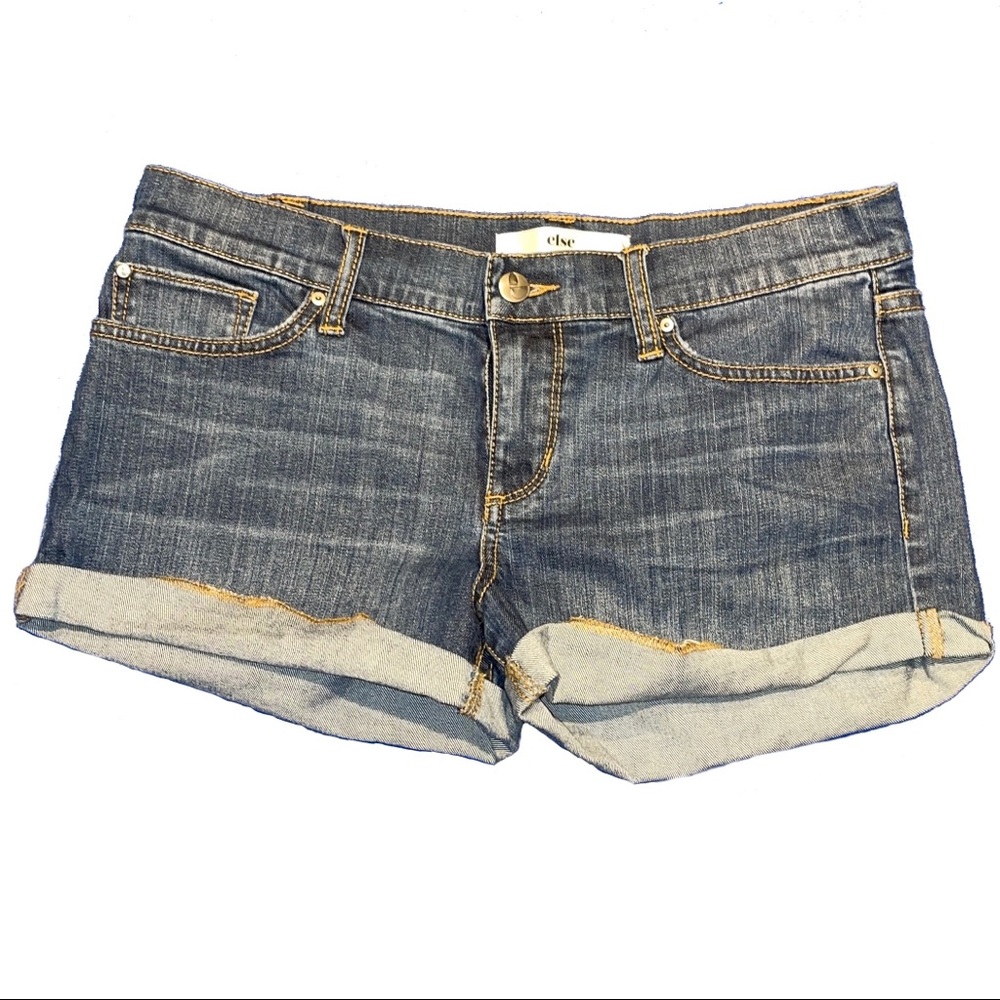🎉CLOSET SALE 4 for 20🎉 Else Cuffed Shorts